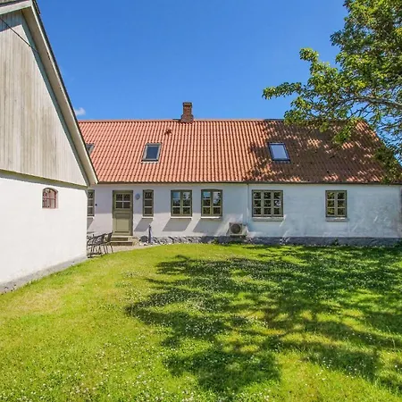 Casa vacanze 4 Bedroom Stunning In Samso Brundby
