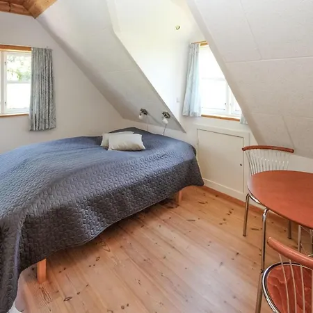 4 Bedroom Stunning In Samso Casa vacanze Brundby